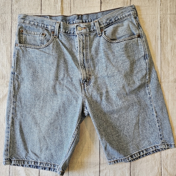 Levi's 505 Men's Size 36 Jean Shorts 10 Inch Blue Denim Dad Style Regular Fit - Picture 1 of 7
